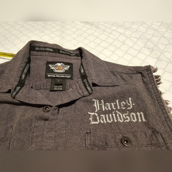 Harley-Davidson Gray Sleeveless Shirt - Picture 2 of 3
